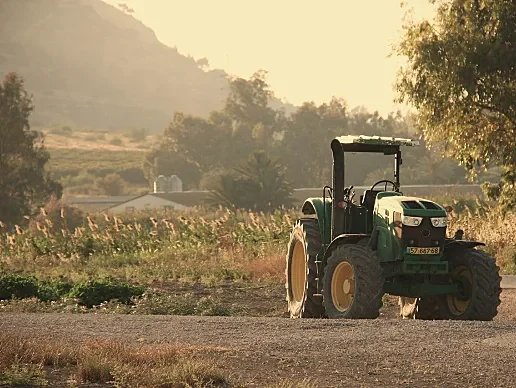 智净高空:革新高层建筑清洗,您的智慧选择!高层建筑清洗全链商业模型